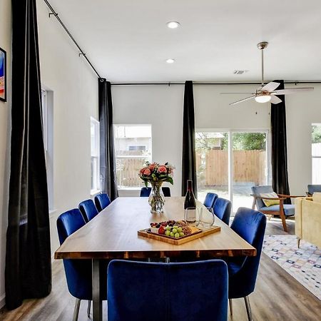 Family Stay! Near Downtown, Coffee Bar, King Bed San Antonio Buitenkant foto