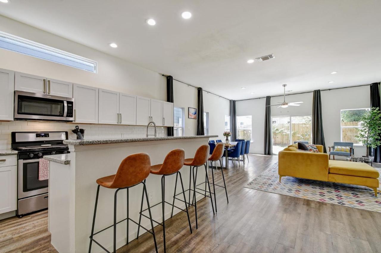 Family Stay! Near Downtown, Coffee Bar, King Bed San Antonio Buitenkant foto